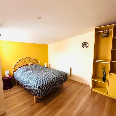 Maison Entiere Avec 3 Independants & Cours Exterieur Διαμέρισμα *